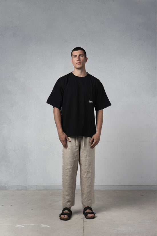 BLACK WOLF TEE - Esenzia