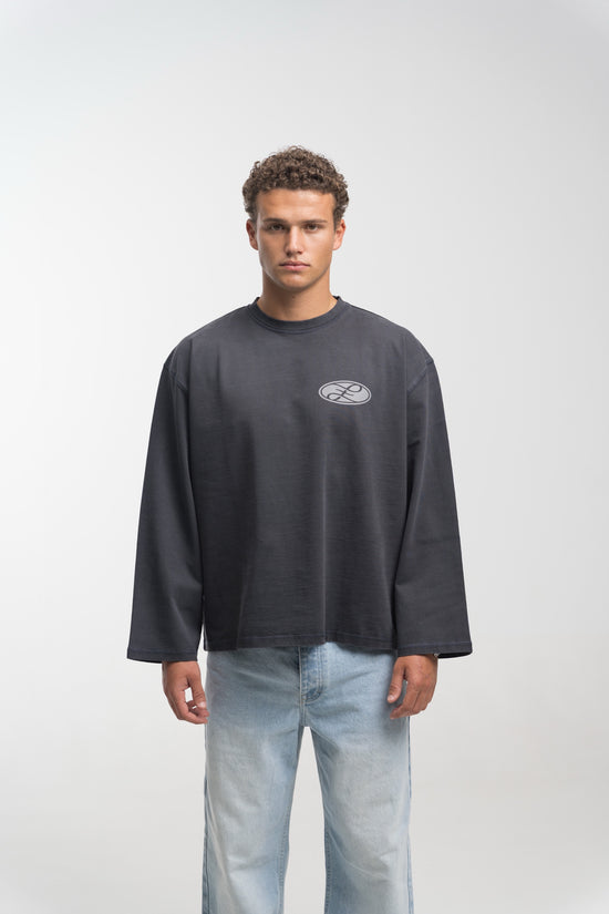 CHARCOAL PENNANT LONGSLEEVE
