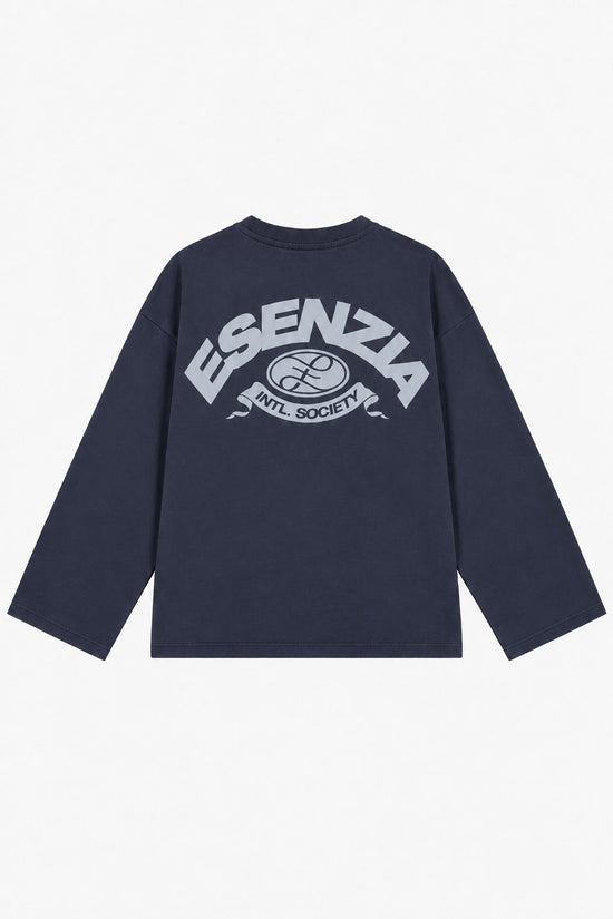CHARCOAL PENNANT LONGSLEEVE · espalda (digital, portada)