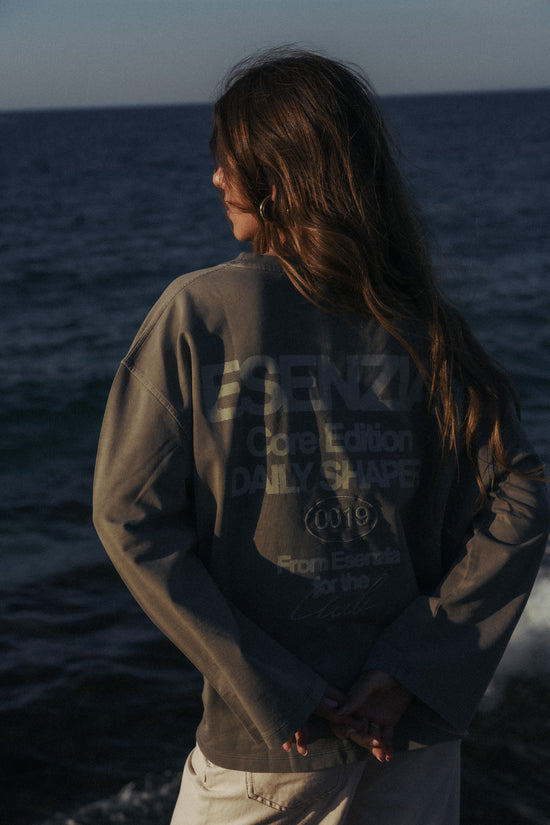 DARK CORE LONGSLEEVE