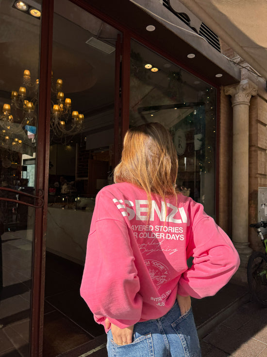 GUMMY STORY CREWNECK