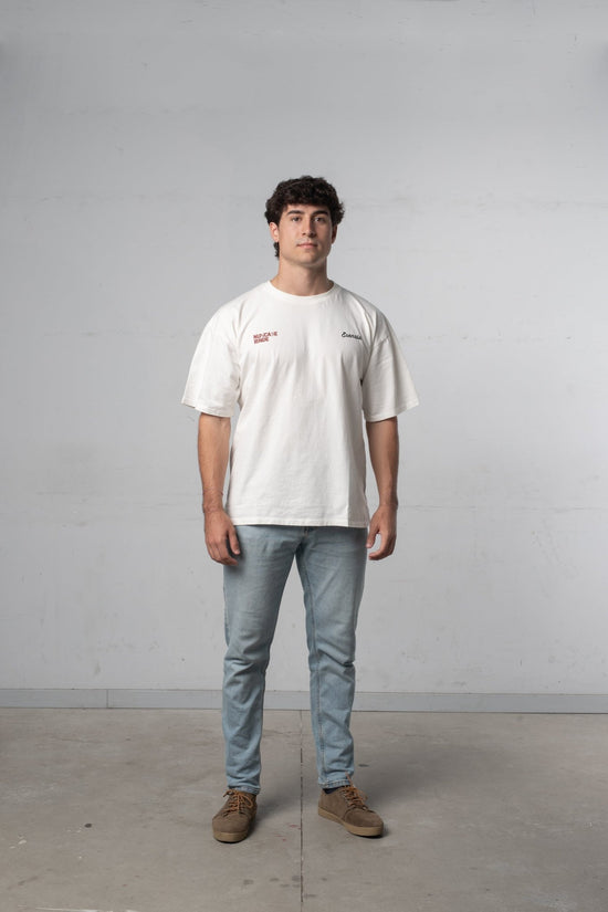 NEVER SURRENDER TEE - Esenzia