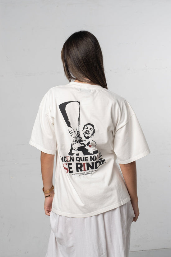 NEVER SURRENDER TEE - Esenzia