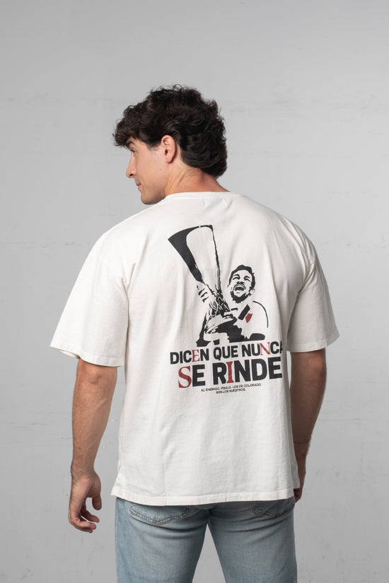 NEVER SURRENDER TEE - Esenzia