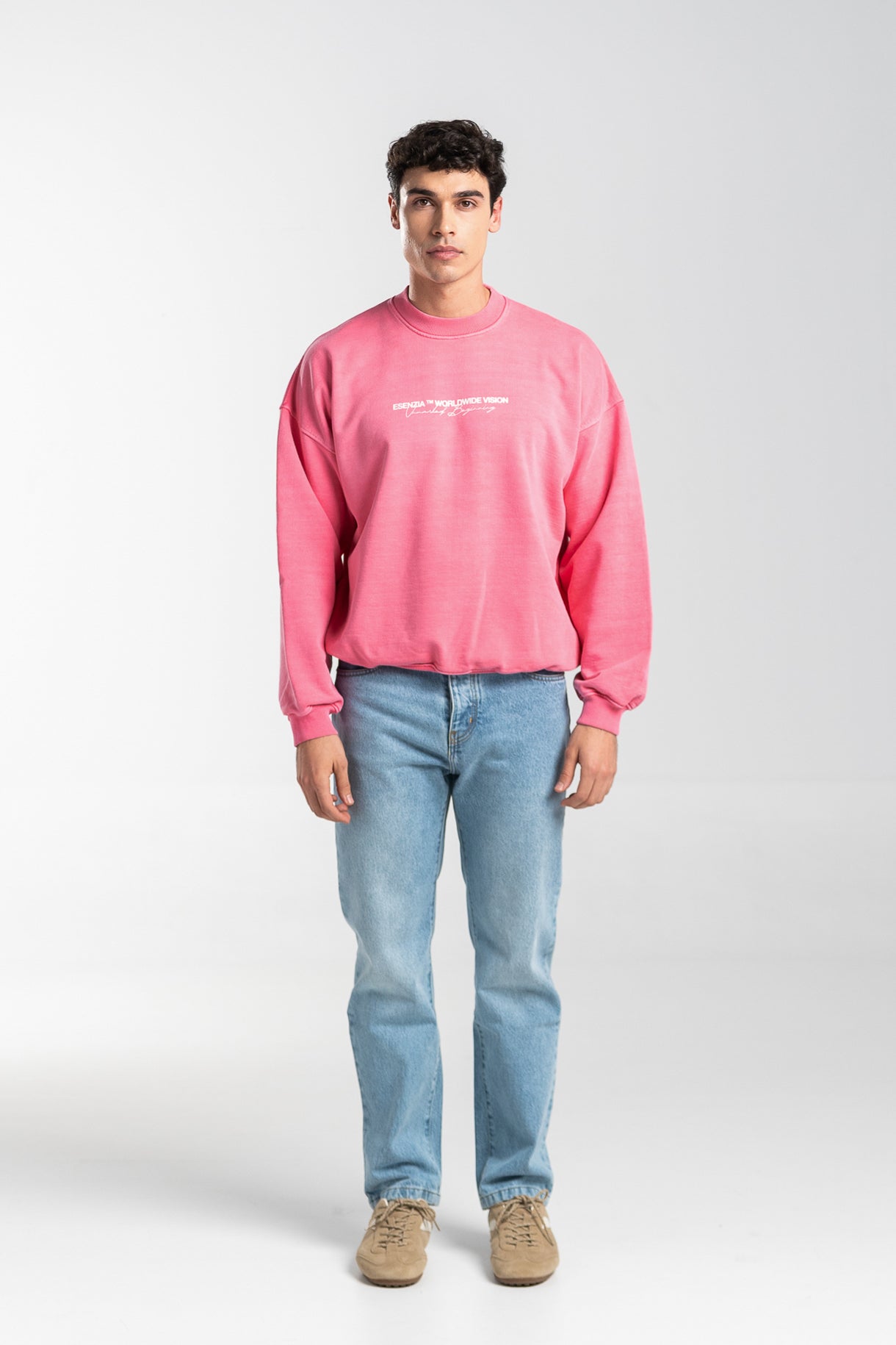 GUMMY STORY CREWNECK