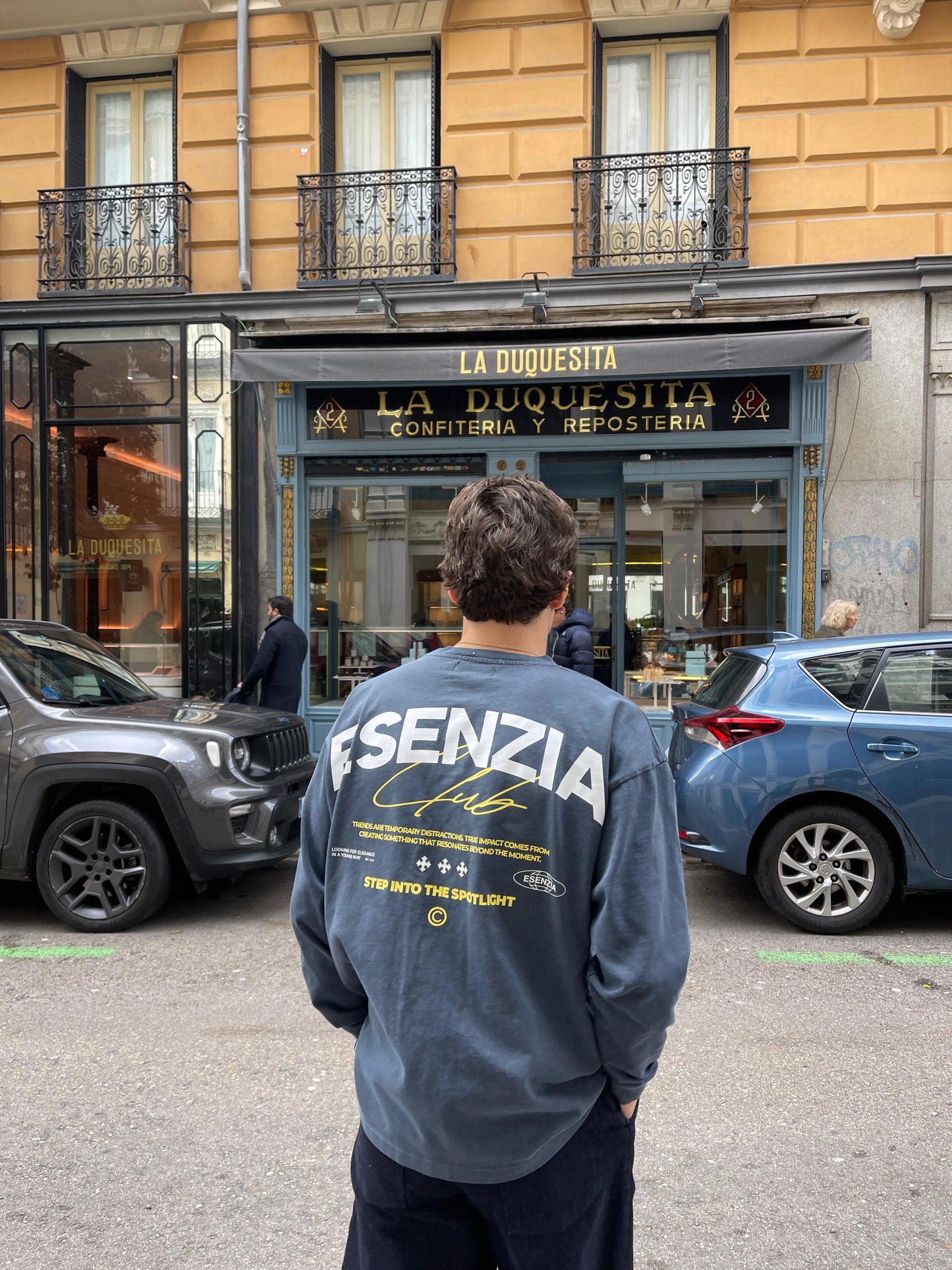 Longsleeve de signature poussiéreuse