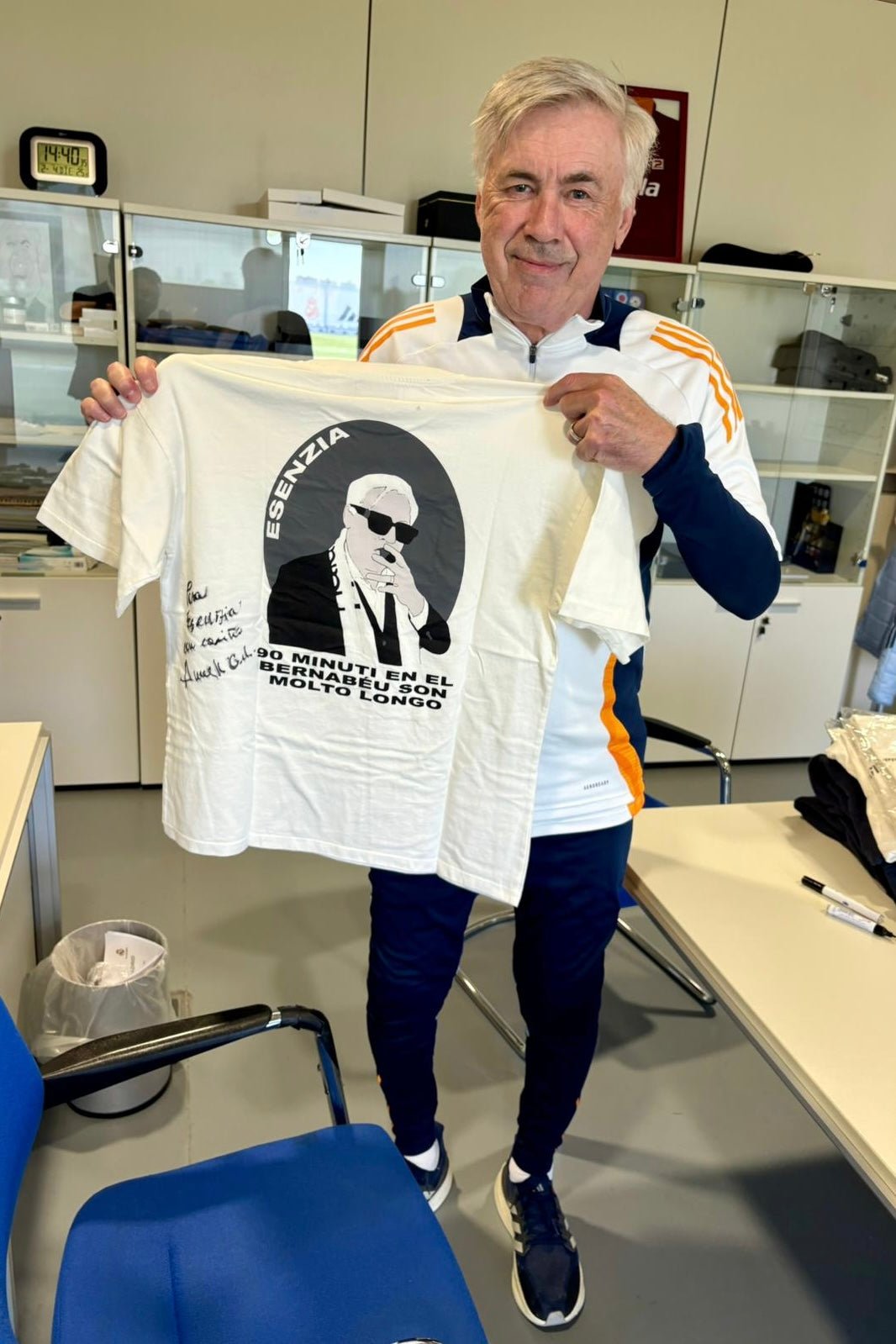 90 MINUTI TEE - Esenzia