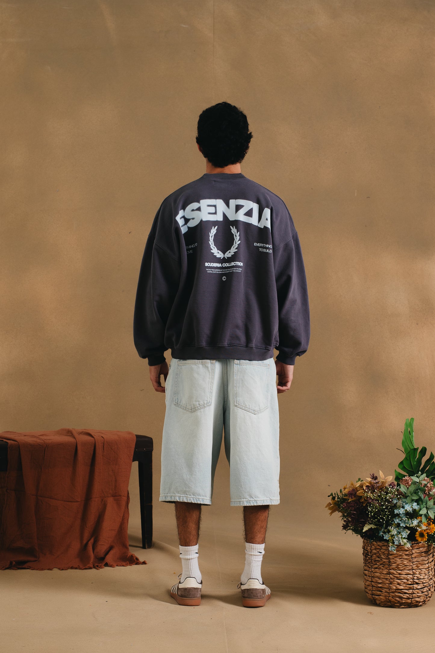 LAVA GREY ROYAL CREWNECK