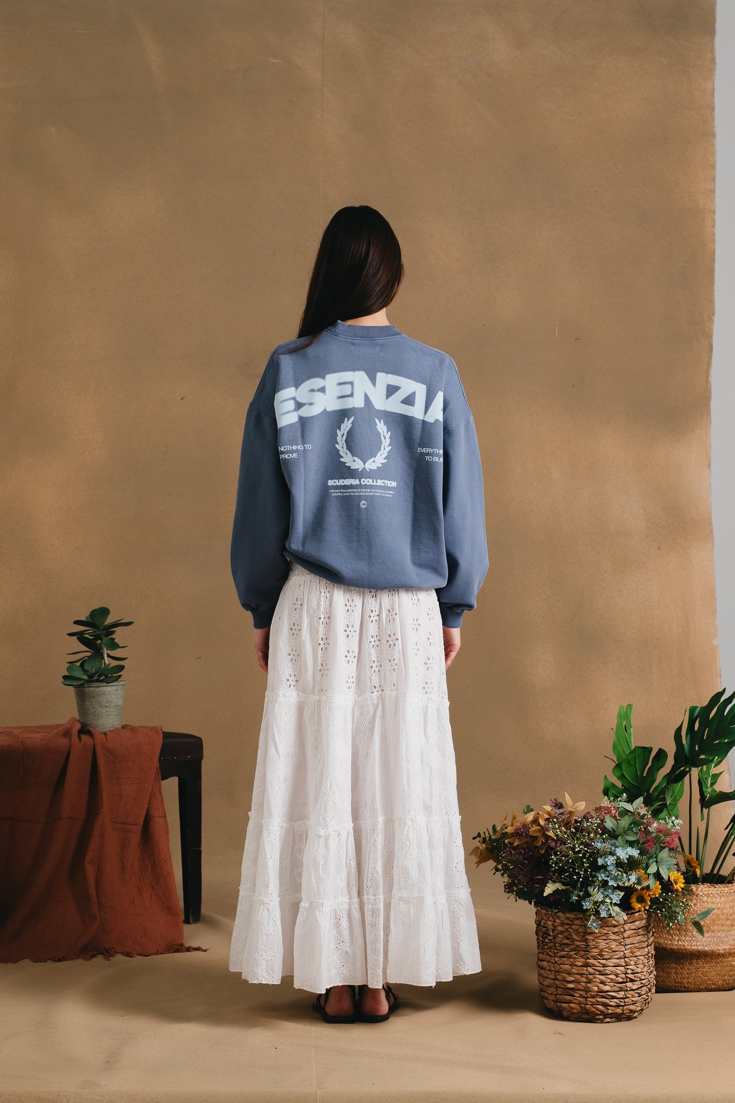 CAPRI ROYAL CREWNECK