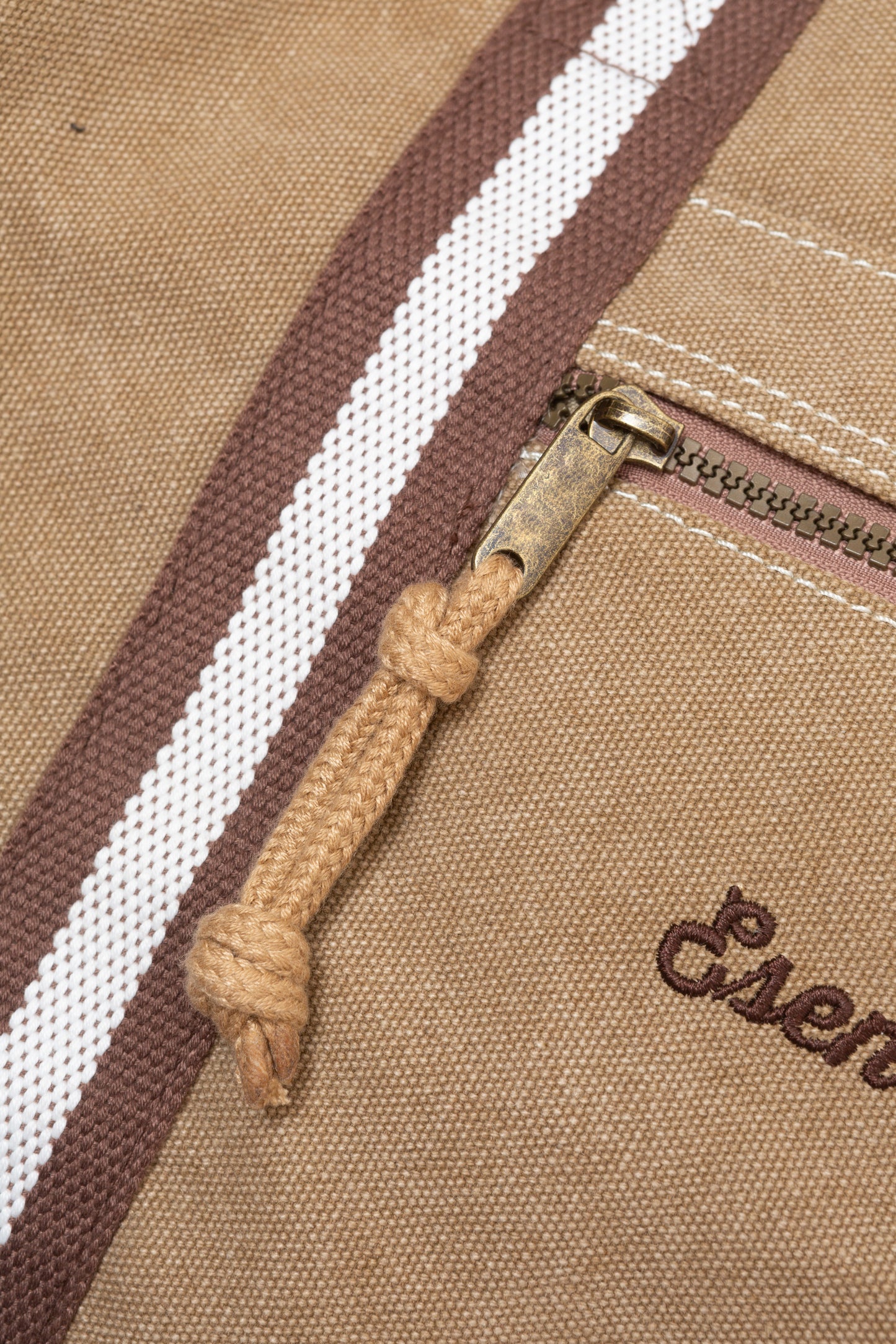 SAC CLASSIQUE EN TOILE BEIGE