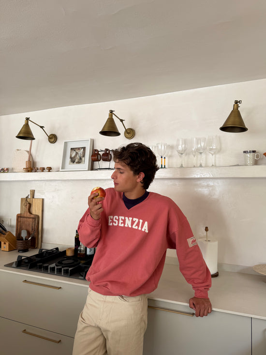 BRICK CONTRAST CREWNECK