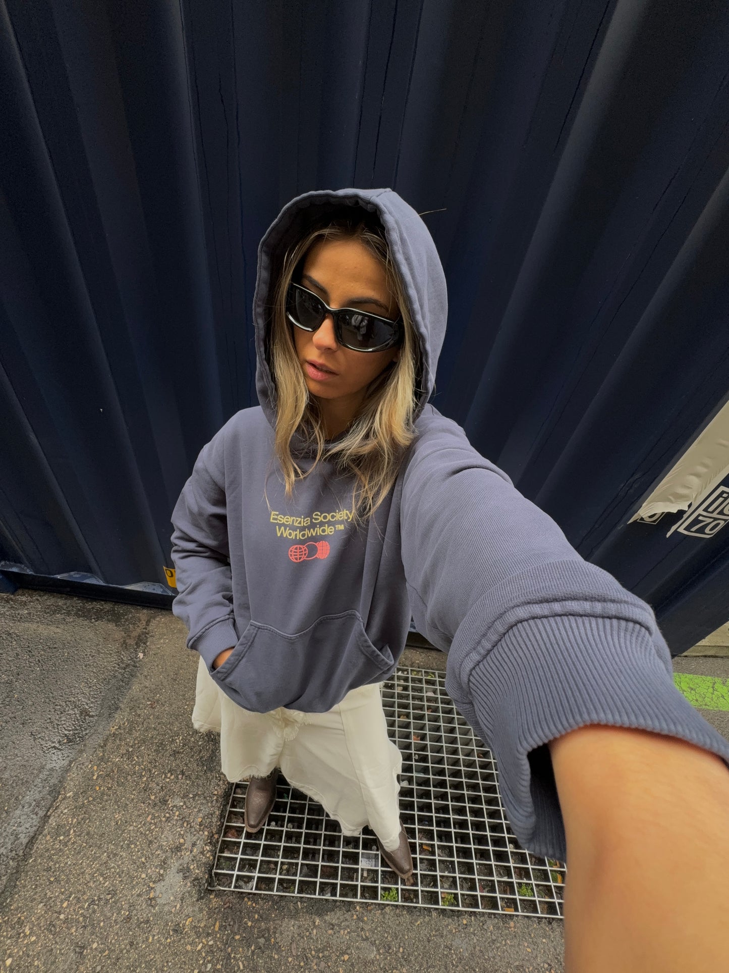 MIDNIGHT STAMP HOODIE