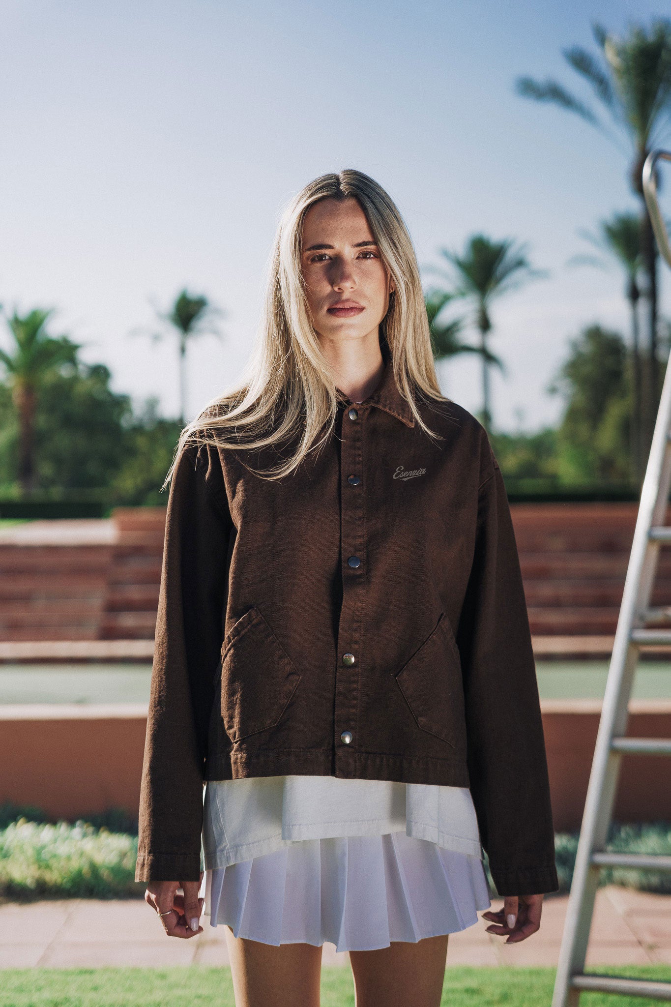 BROWN ESSENTIAL JACKET