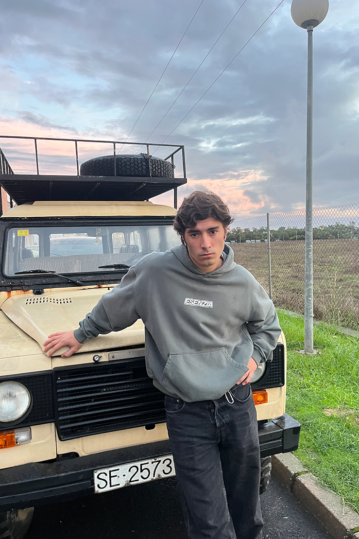 Vert au-delà du sweat à capuche