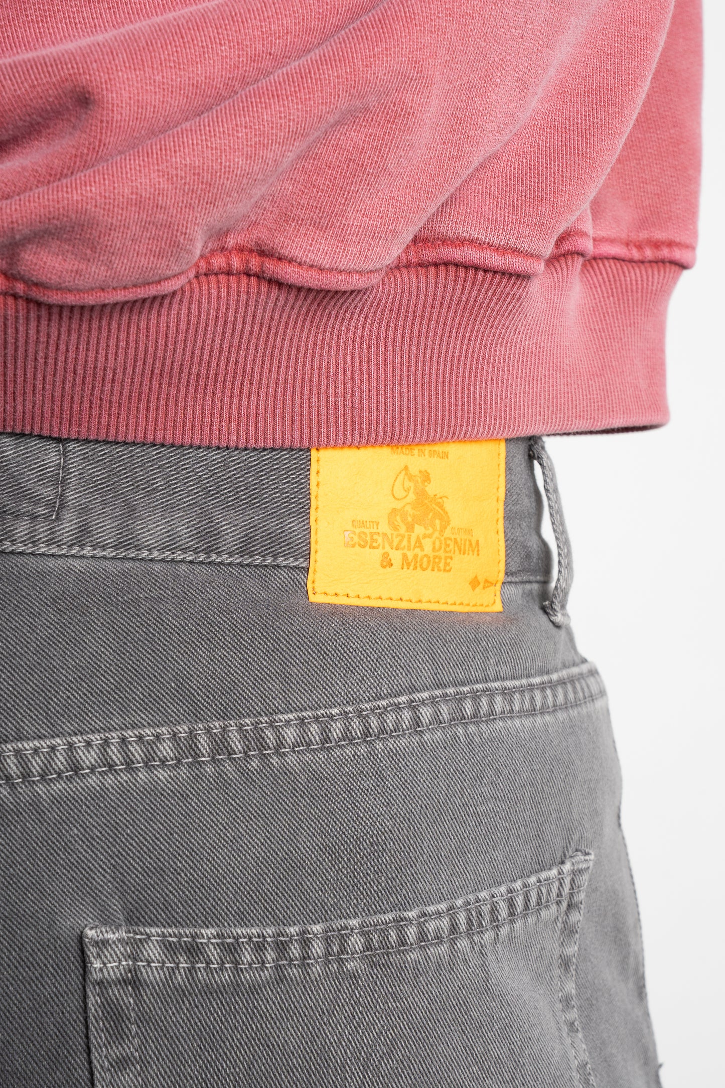 DENIM STRAIGHT PANTS GREY