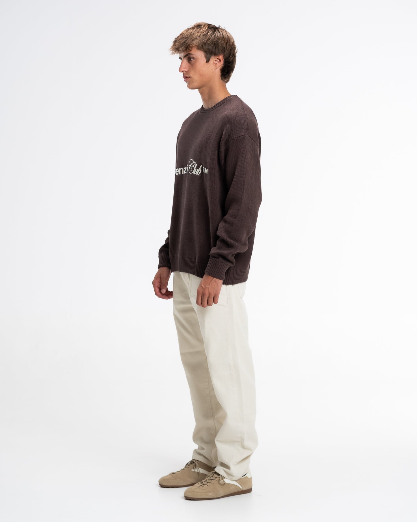 BROWN ICONIC KNIT SWEATER