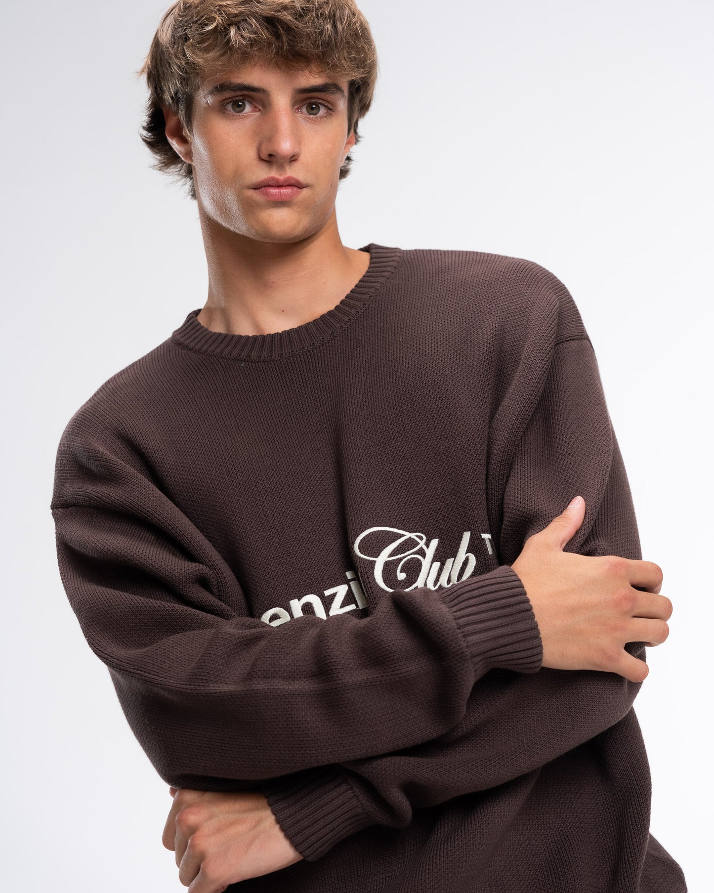 BROWN ICONIC KNIT SWEATER
