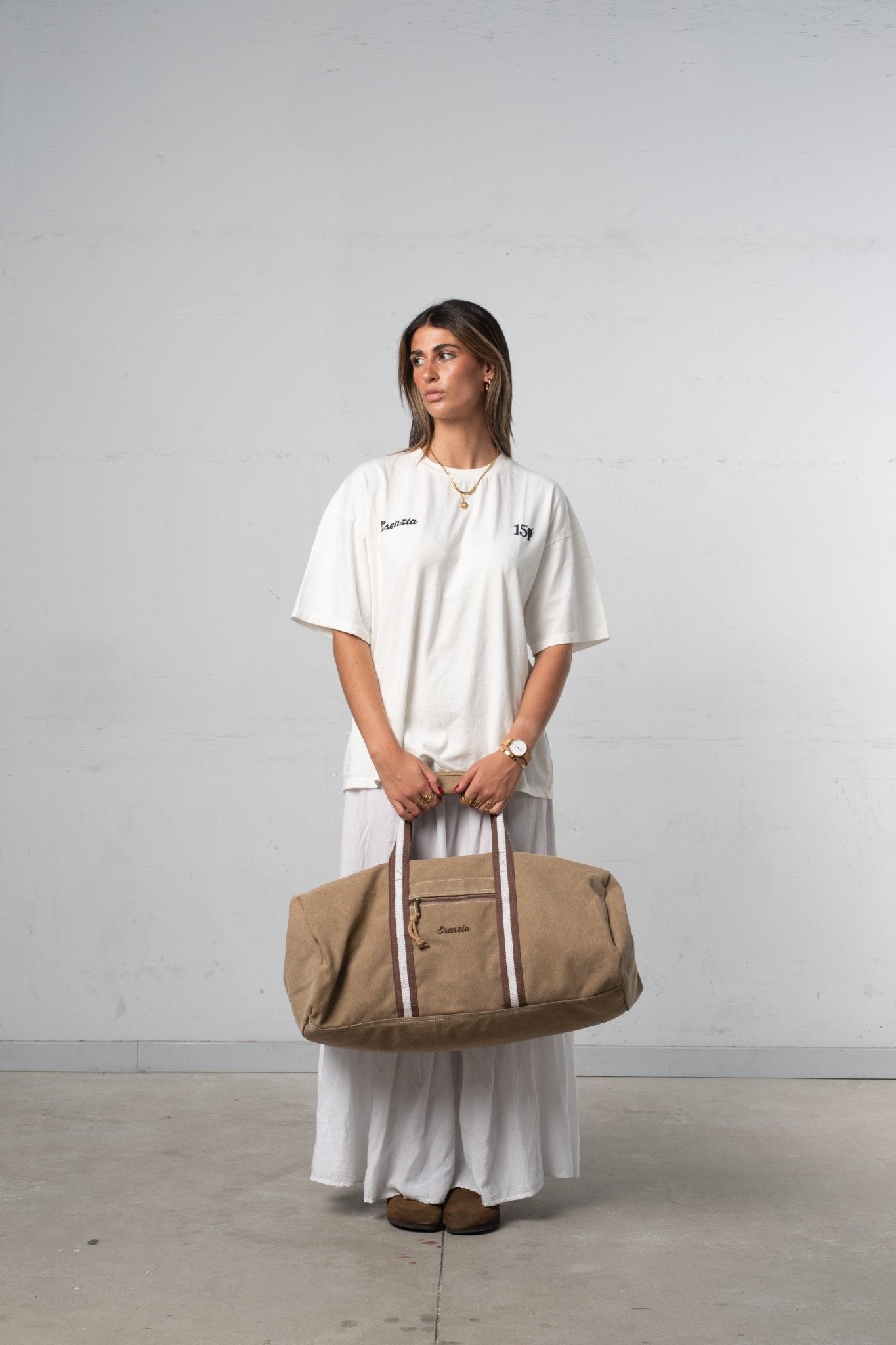 BOLSA CLÁSICA DE LONA BEIGE - Esenzia