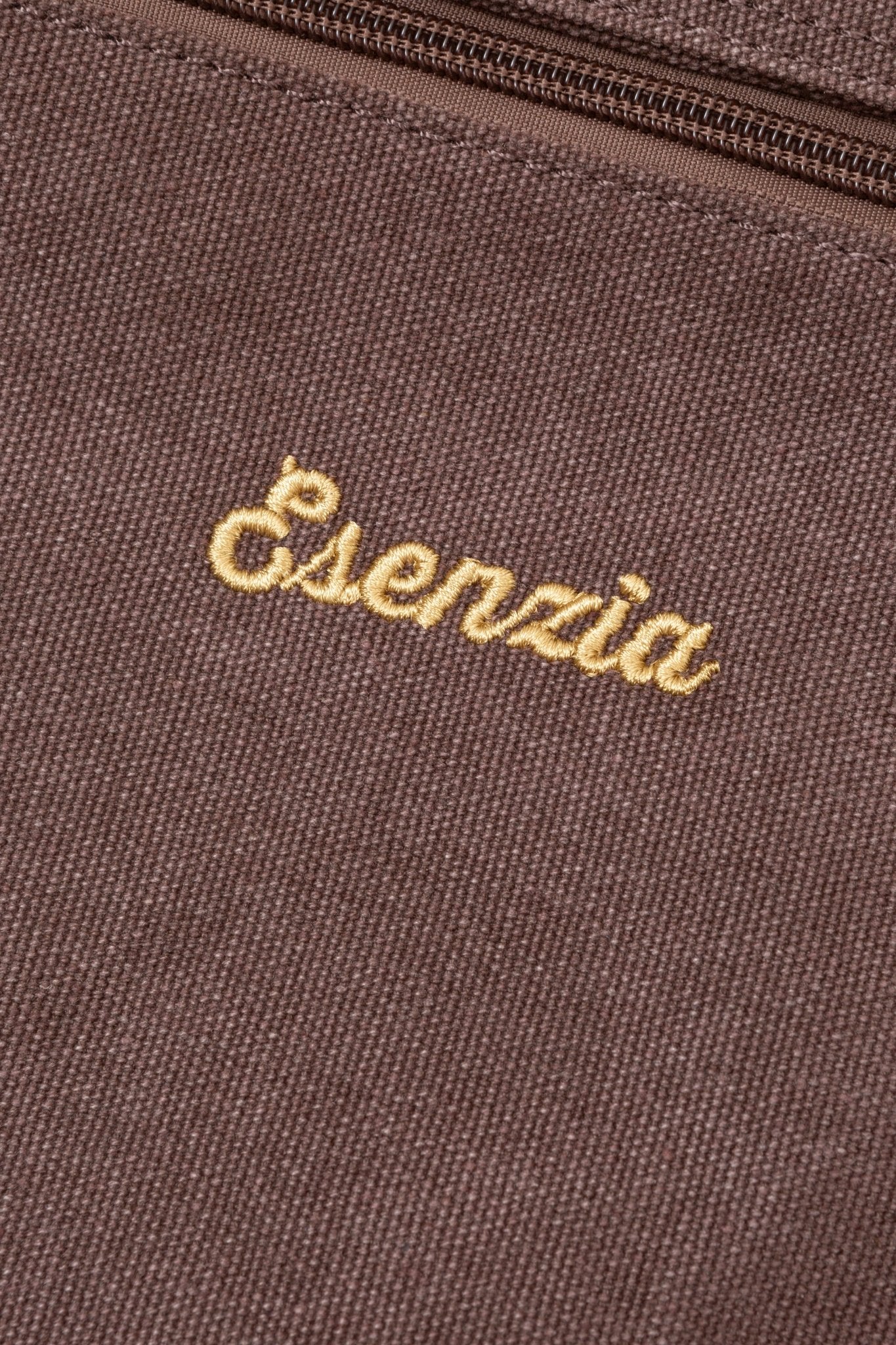 BOLSA CLÁSICA DE LONA MARRÓN - Esenzia