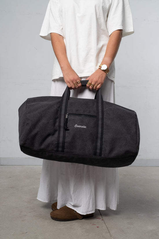 BOLSA CLÁSICA DE LONA NEGRA - Esenzia