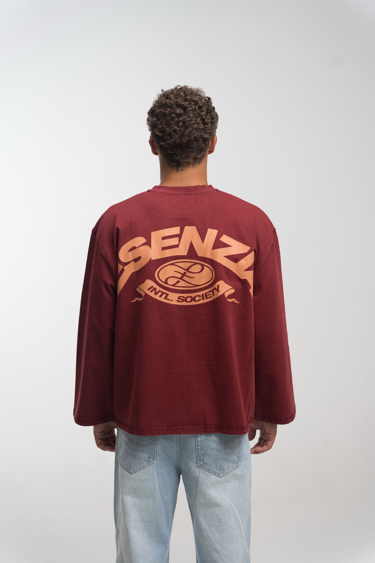 BRICK PENNANT LONGSLEEVE