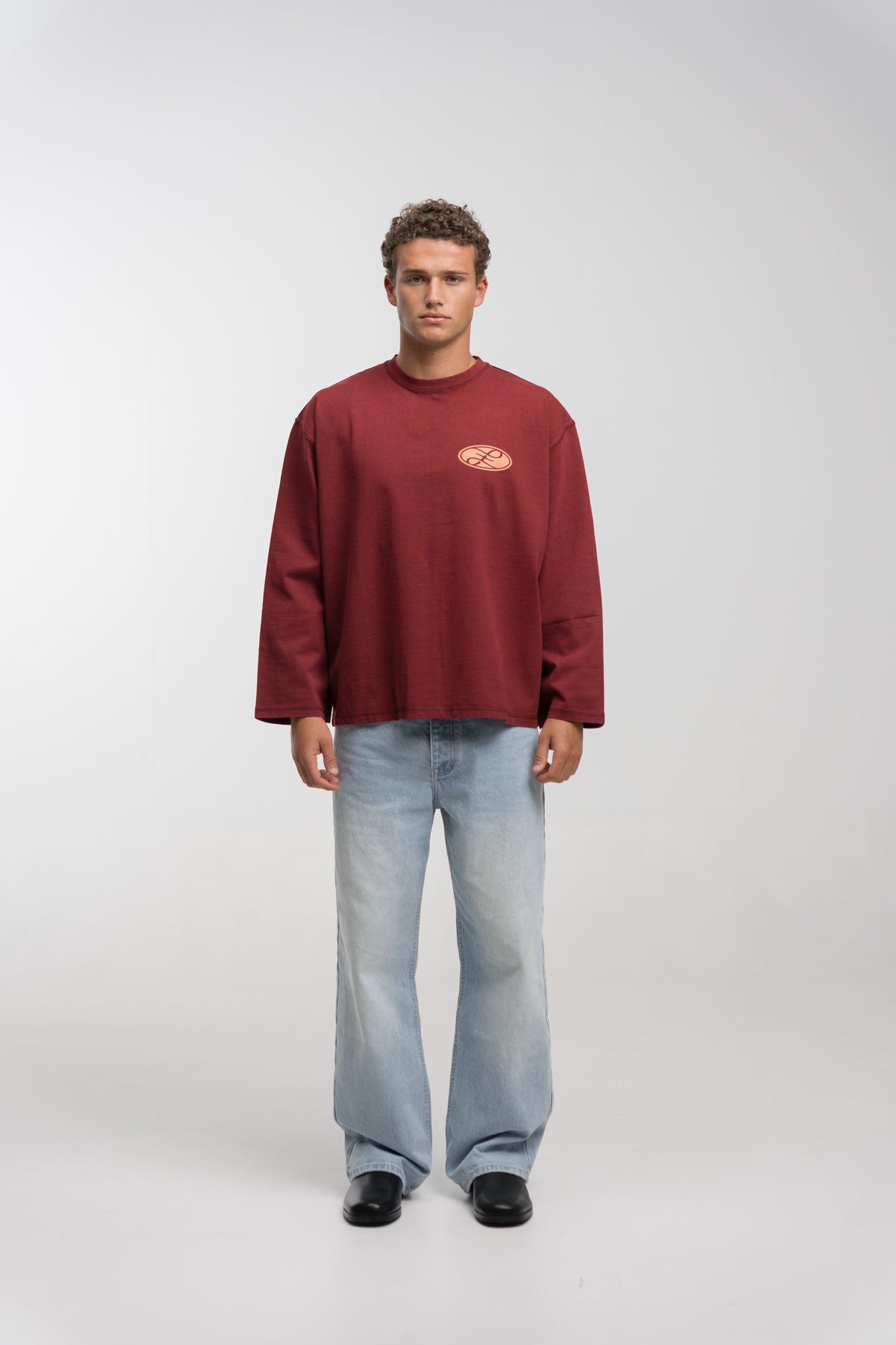 BRICK PENNANT LONGSLEEVE