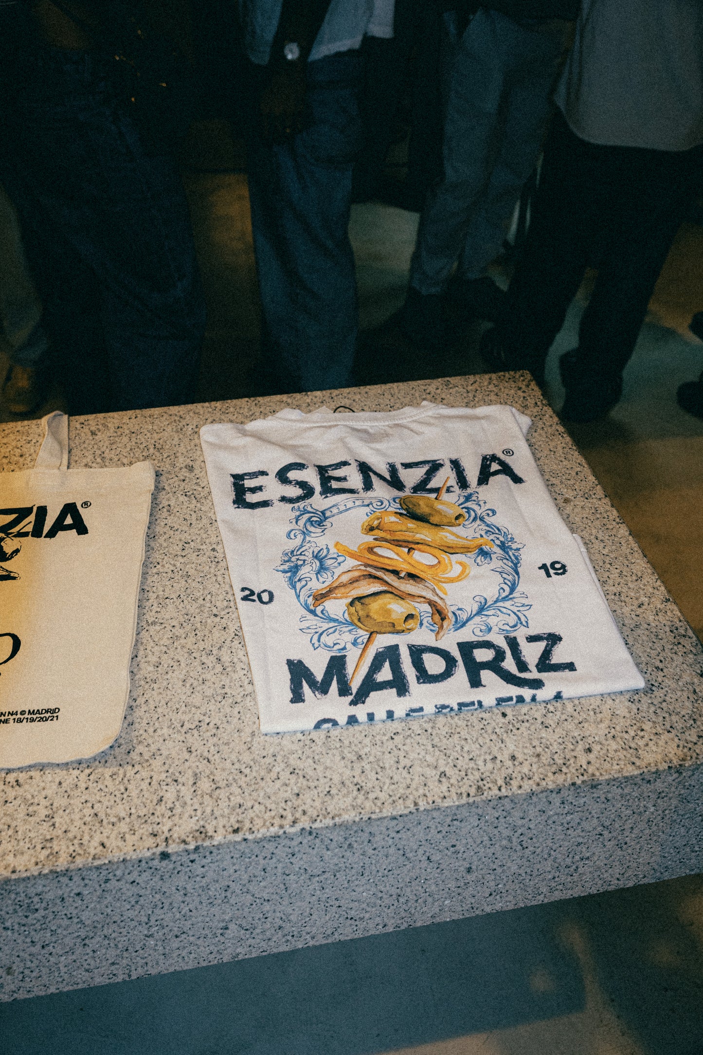 MADRIZ TEE