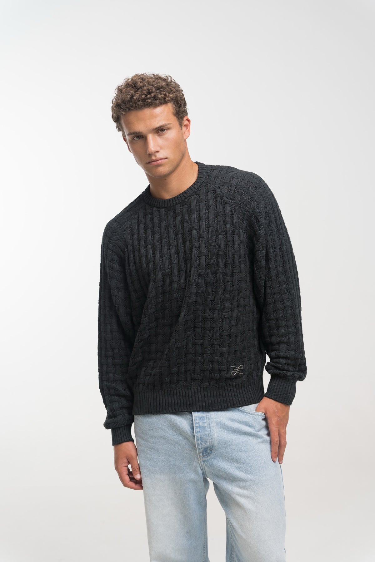 CHARCOAL TESSERA KNIT SWEATER