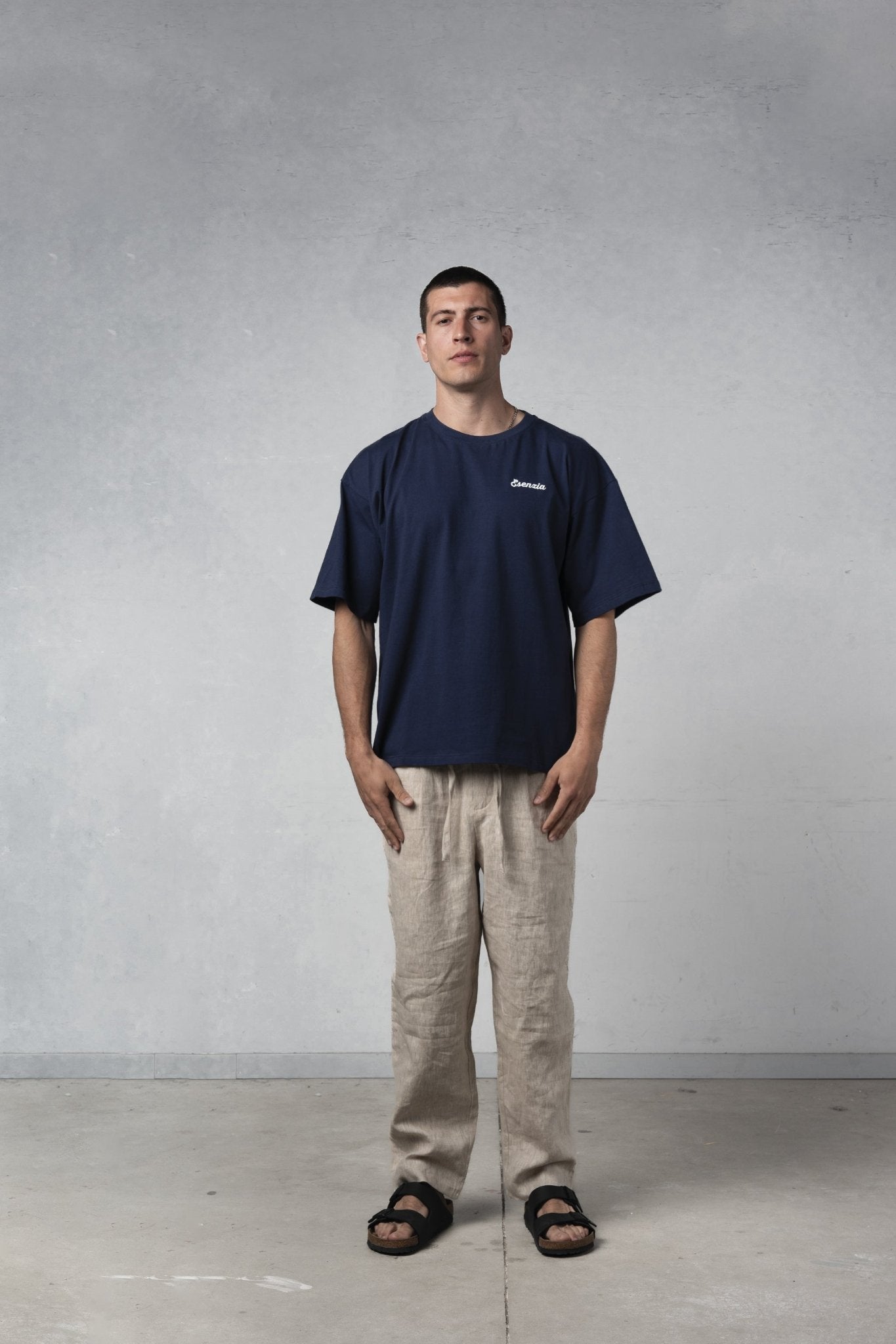 DARK BLUE D10S TEE - Esenzia