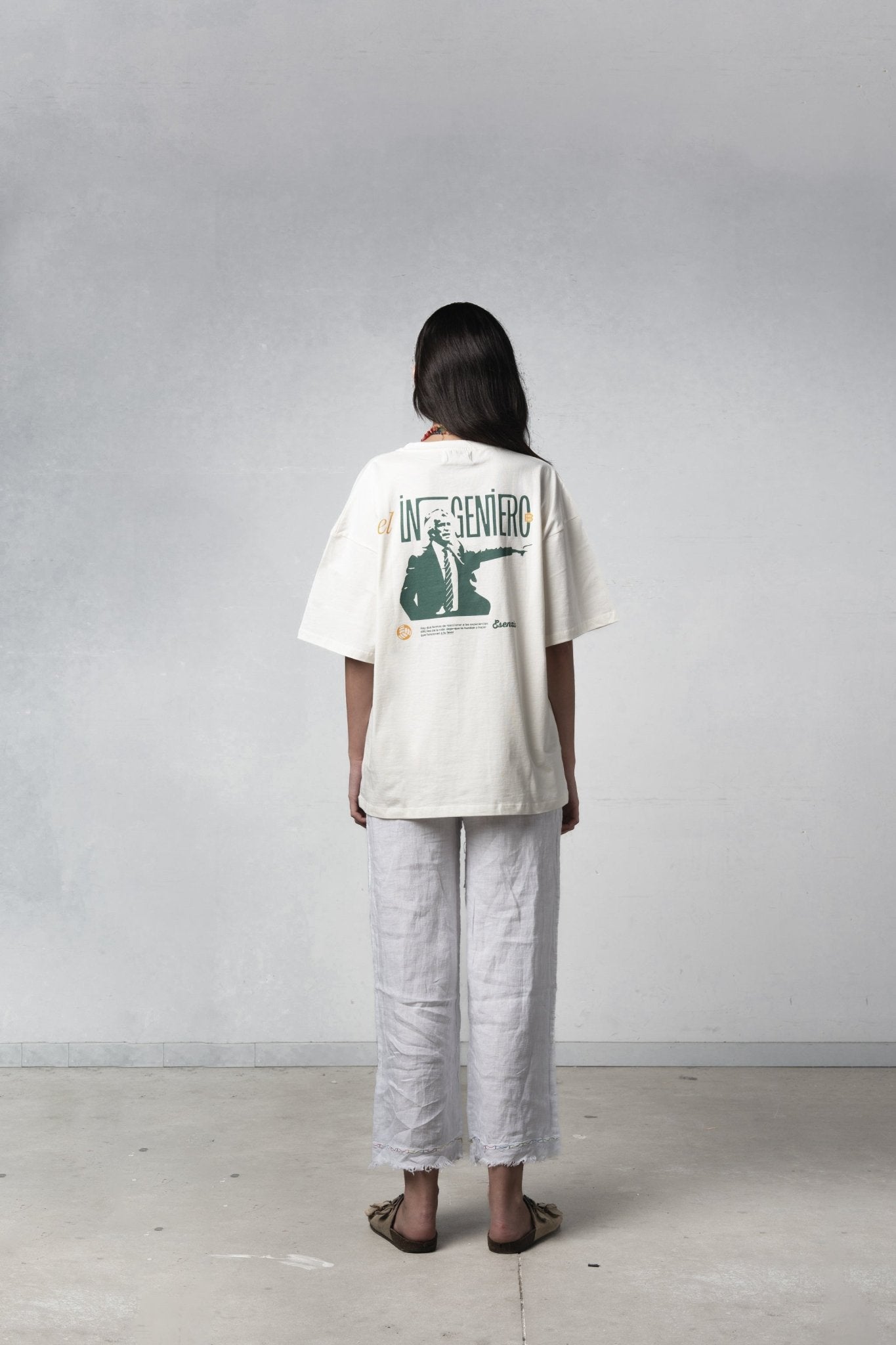 ENGINEER TEE - Esenzia