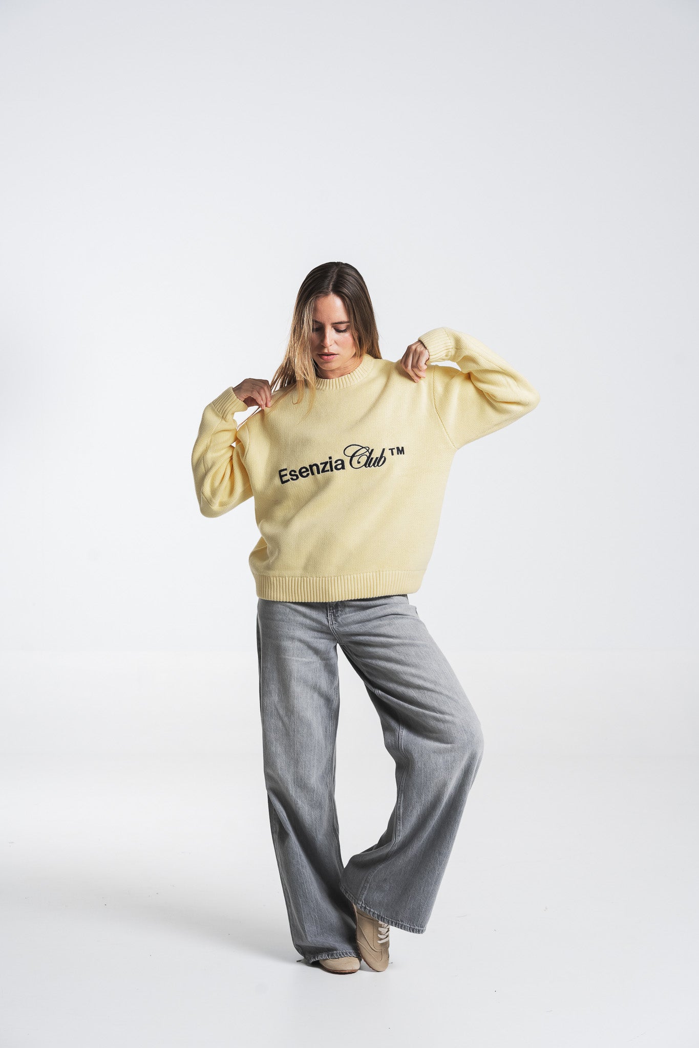 HONEY ICONIC KNIT SWEATER
