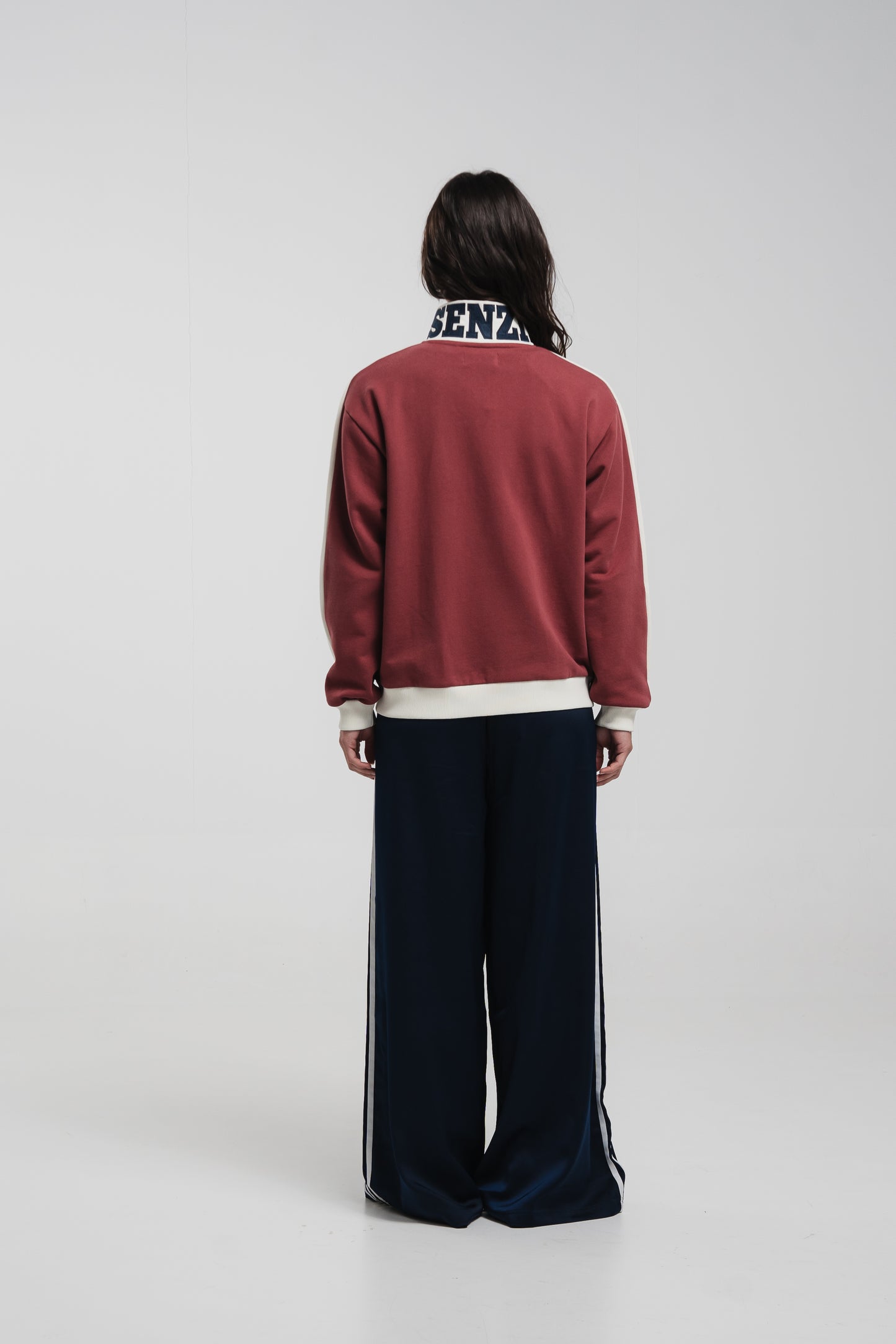 BORDEAUX LETTER NECK TRACKJACKET
