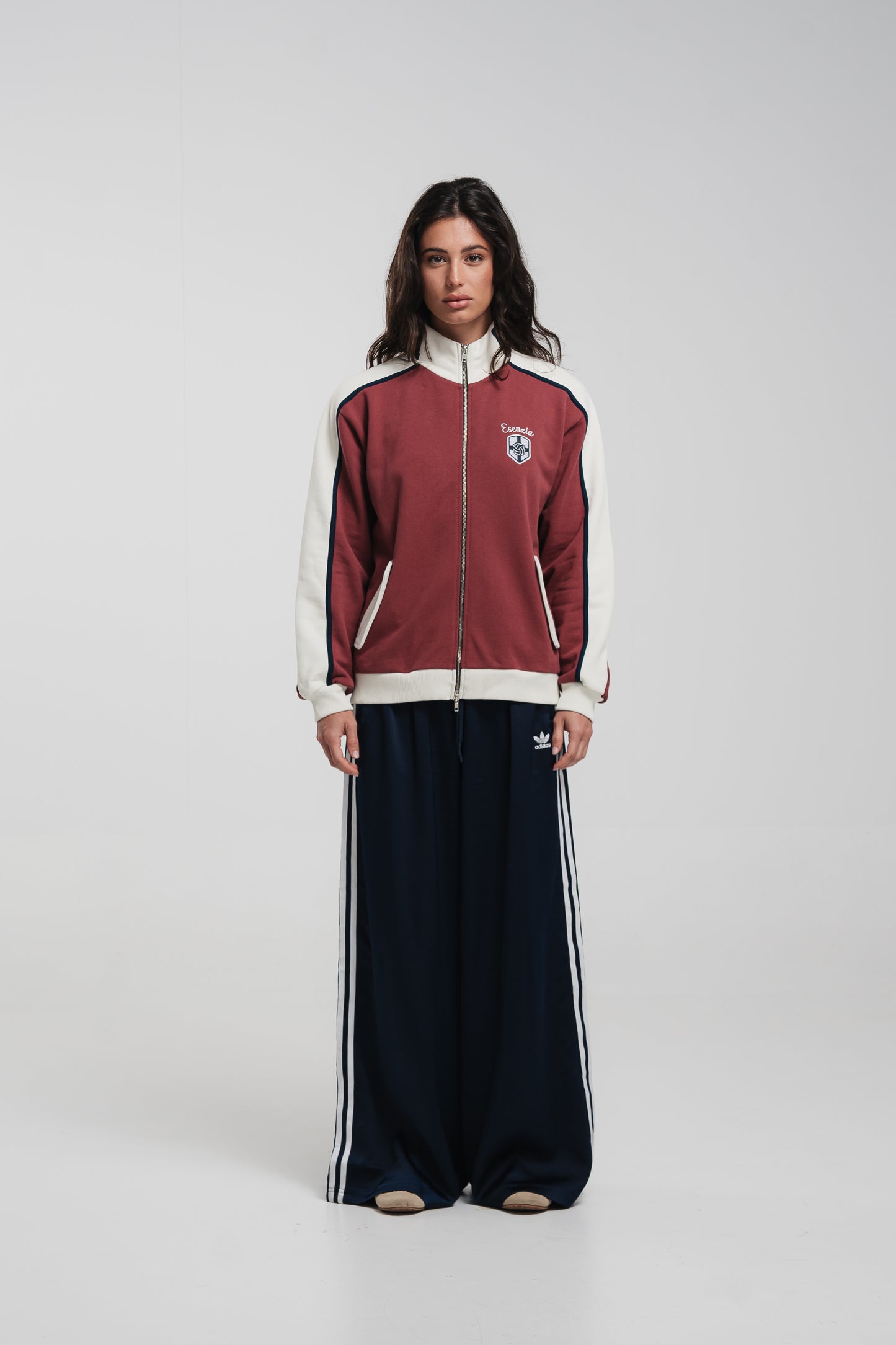 BORDEAUX LETTER NECK TRACKJACKET