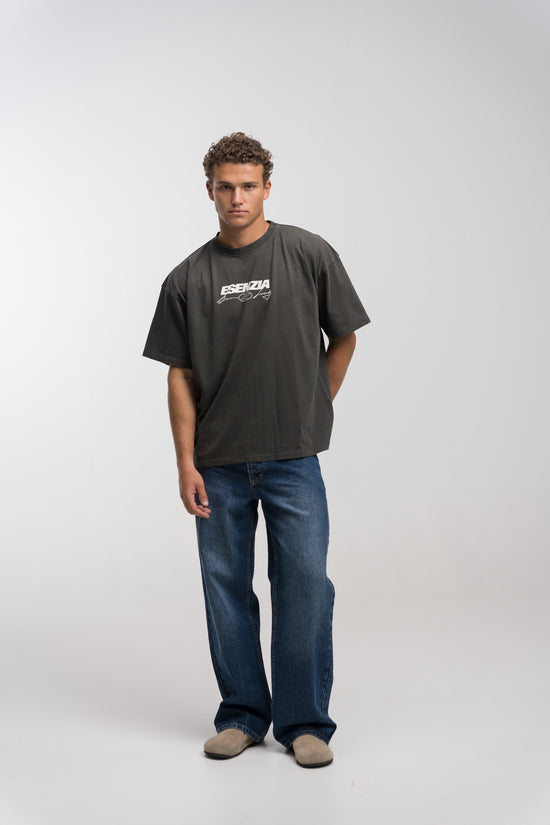 GRAPHITE ROOTS TEE