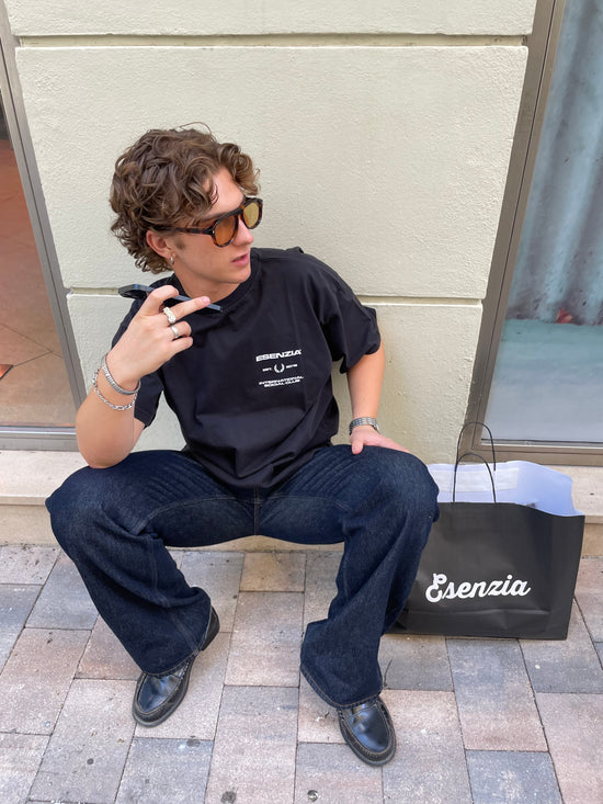 CHARCOAL WORLDWIDE TEE