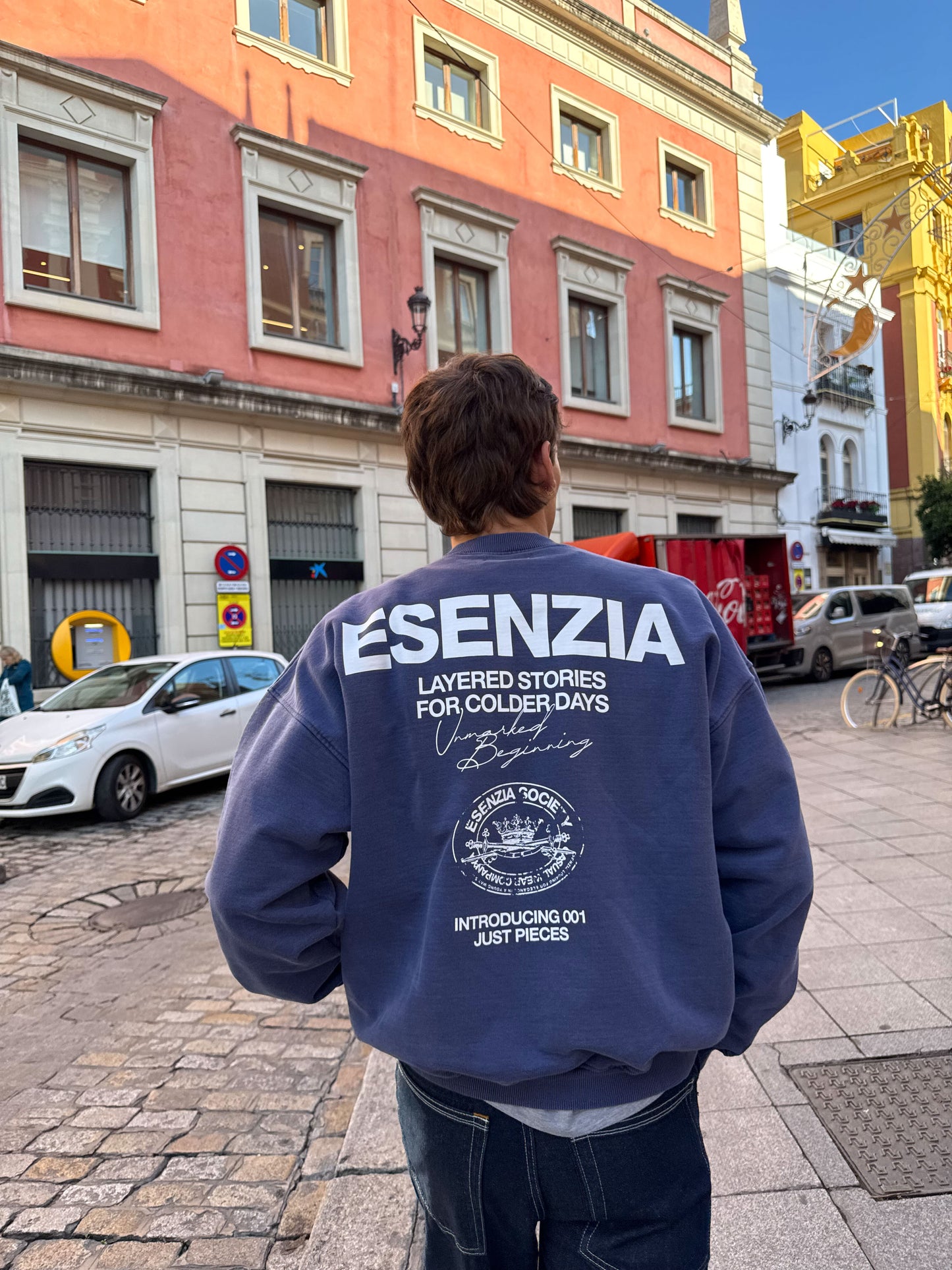 ELECTRIC STORY CREWNECK