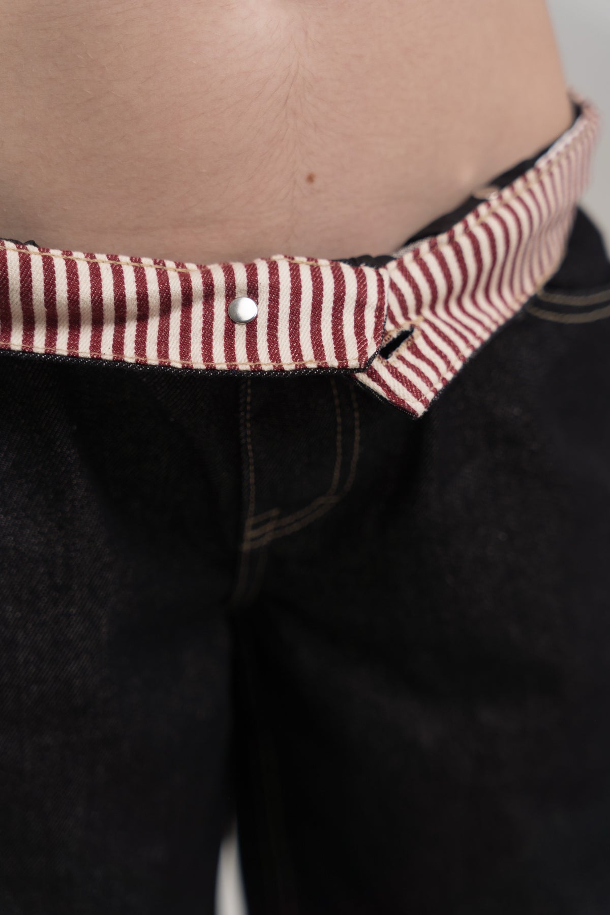 INDIGO RIBON JEANS