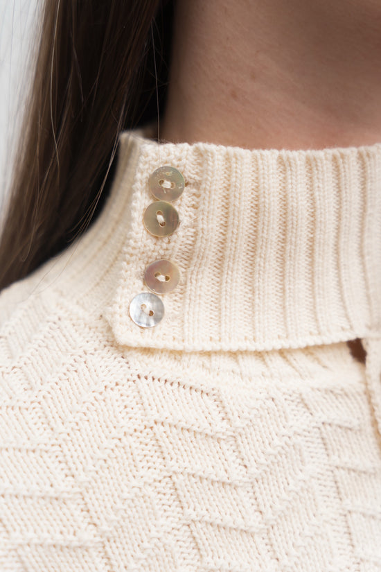 IVORY REGATTA BUTTON KNIT