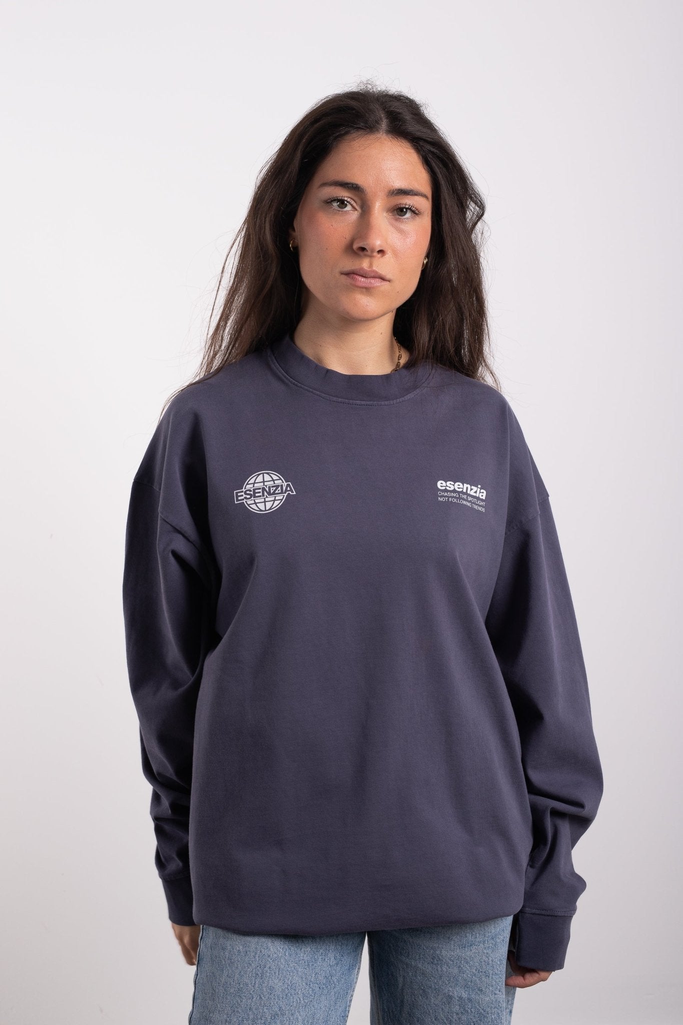 MIDNIGHT SPHERE LONGSLEEVE - Esenzia