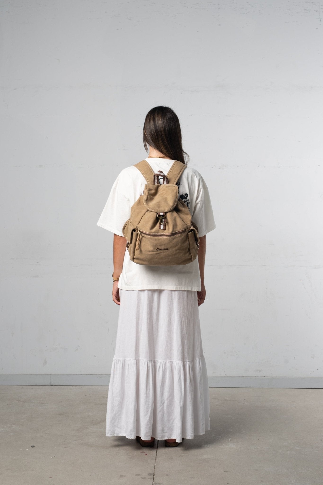 MOCHILA VINTAGE DE LONA BEIGE - Esenzia