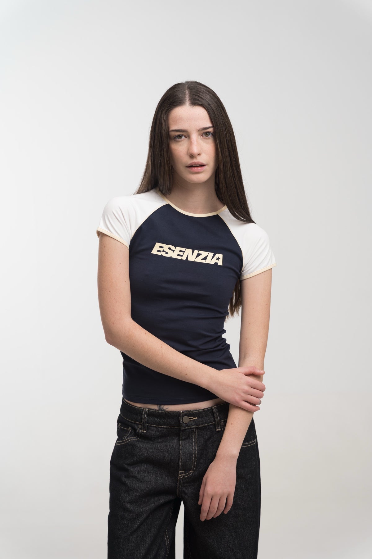 NAVY LEAGUE TEE