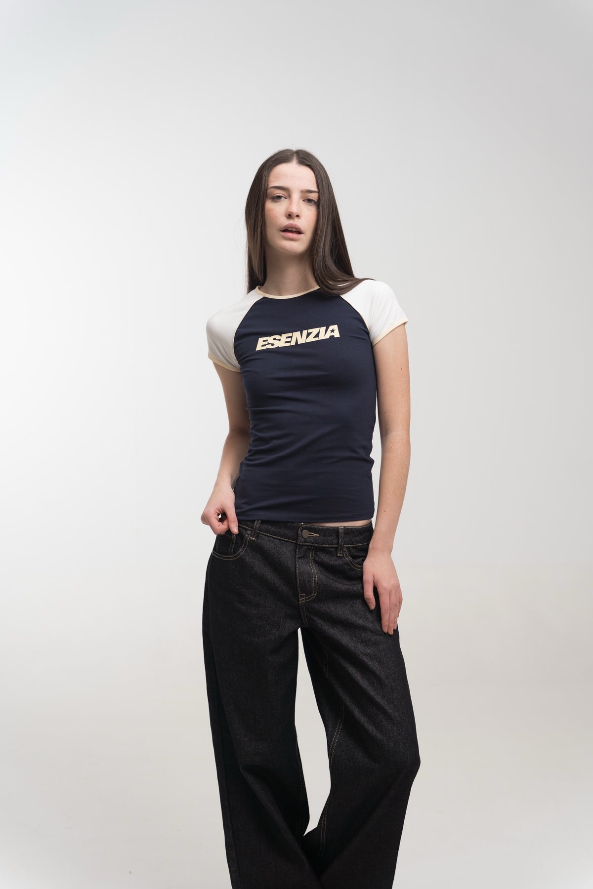 NAVY LEAGUE TEE