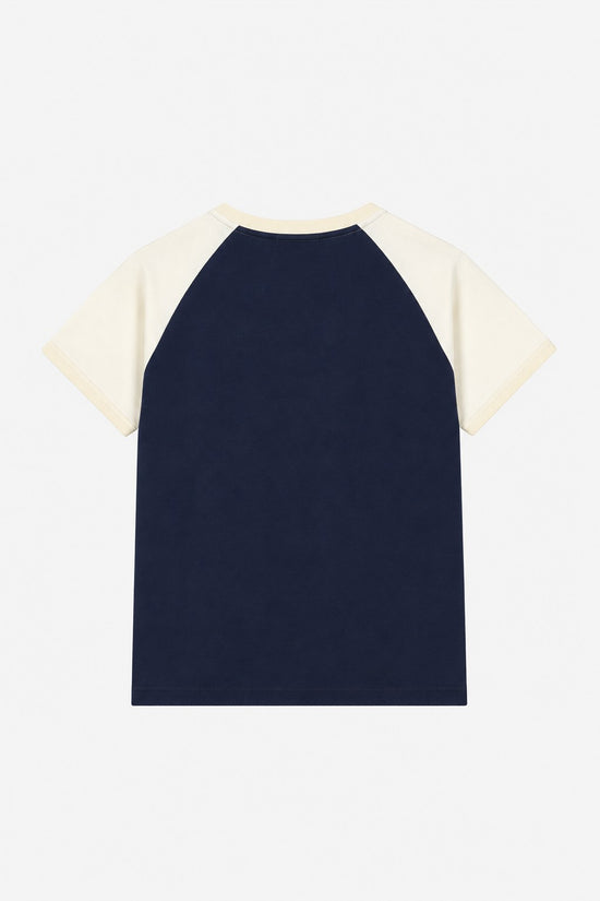 NAVY LEAGUE TEE · espalda (digital)