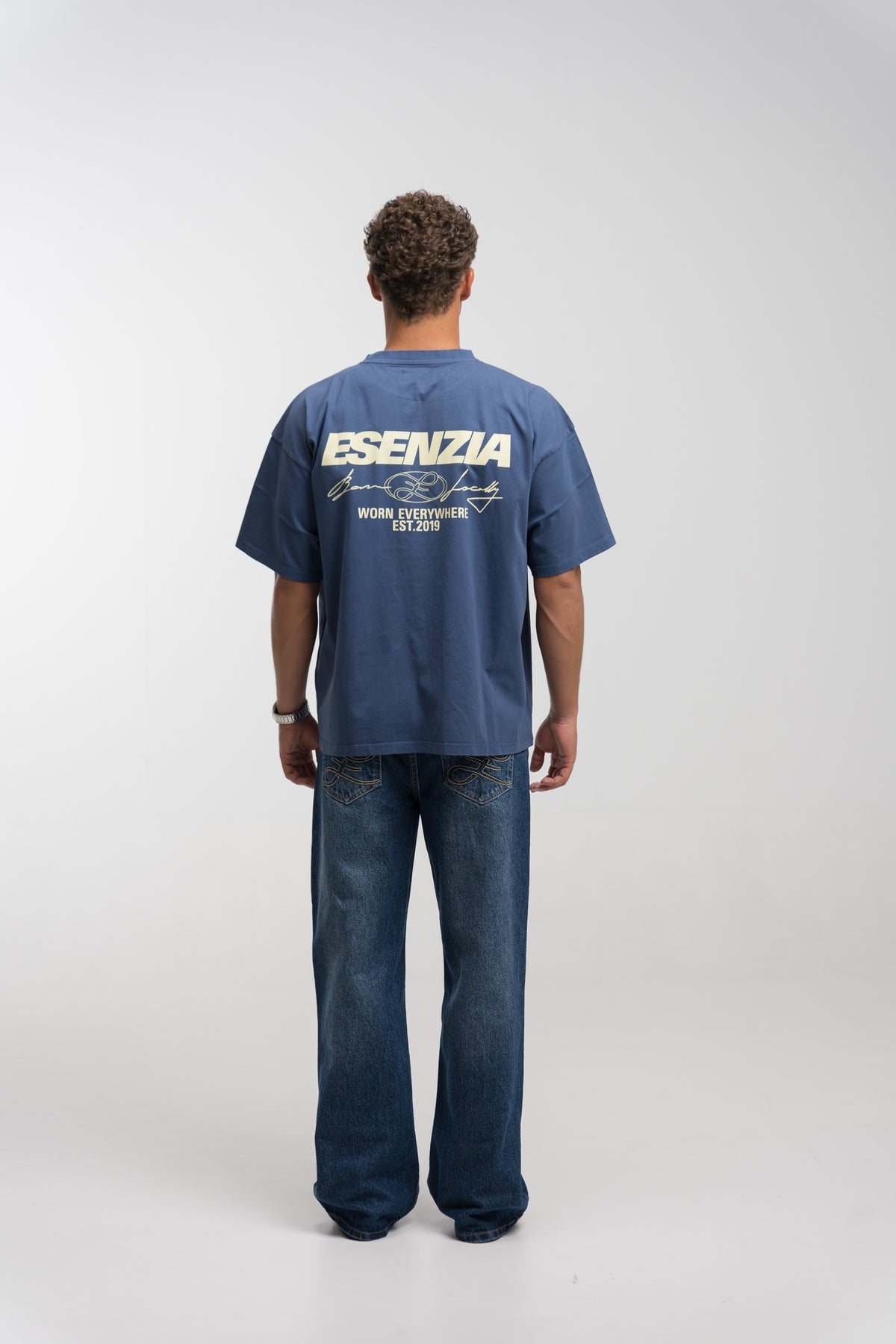 NAVY ROOTS TEE