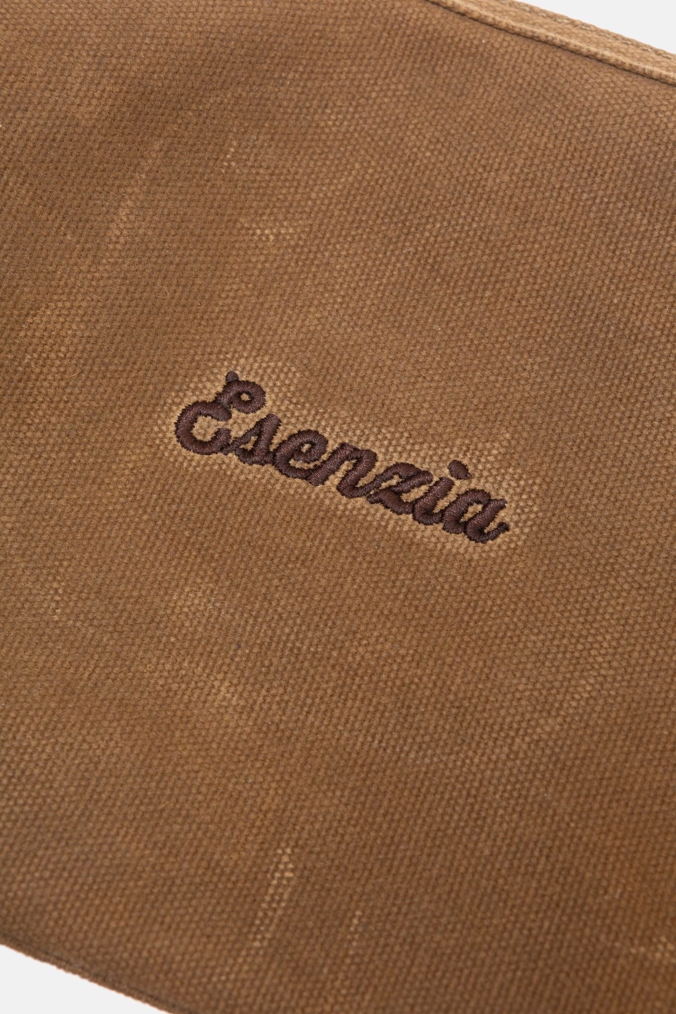 NECESER CLÁSICO ENCERADO ALBERO - Esenzia