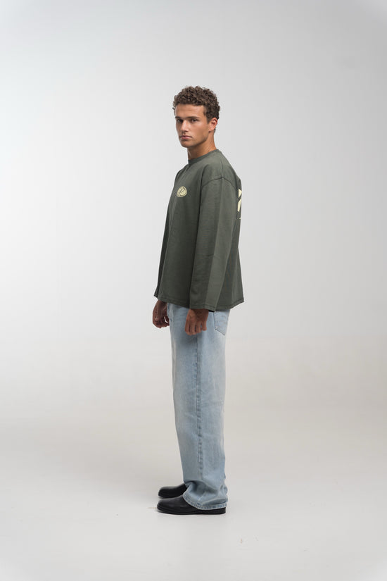 OLIVE PENNANT LONGSLEEVE