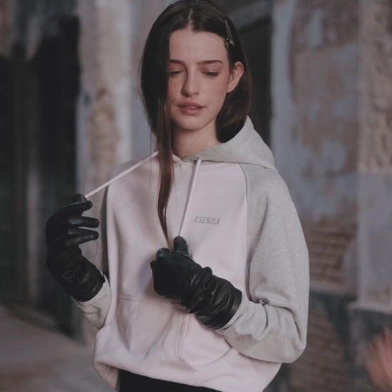 Blush Campus Hoodie · vídeo