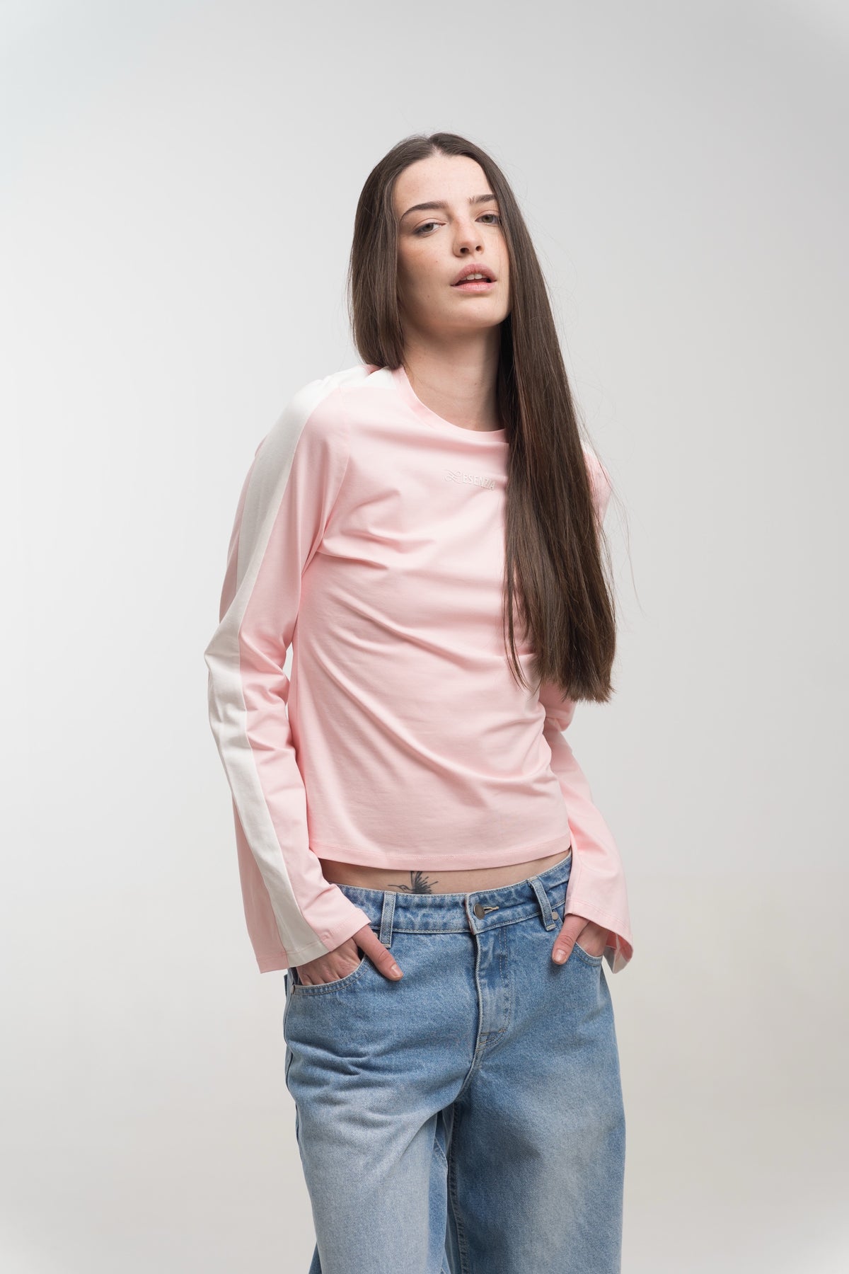 ROSE SCRIPT LONGSLEEVE