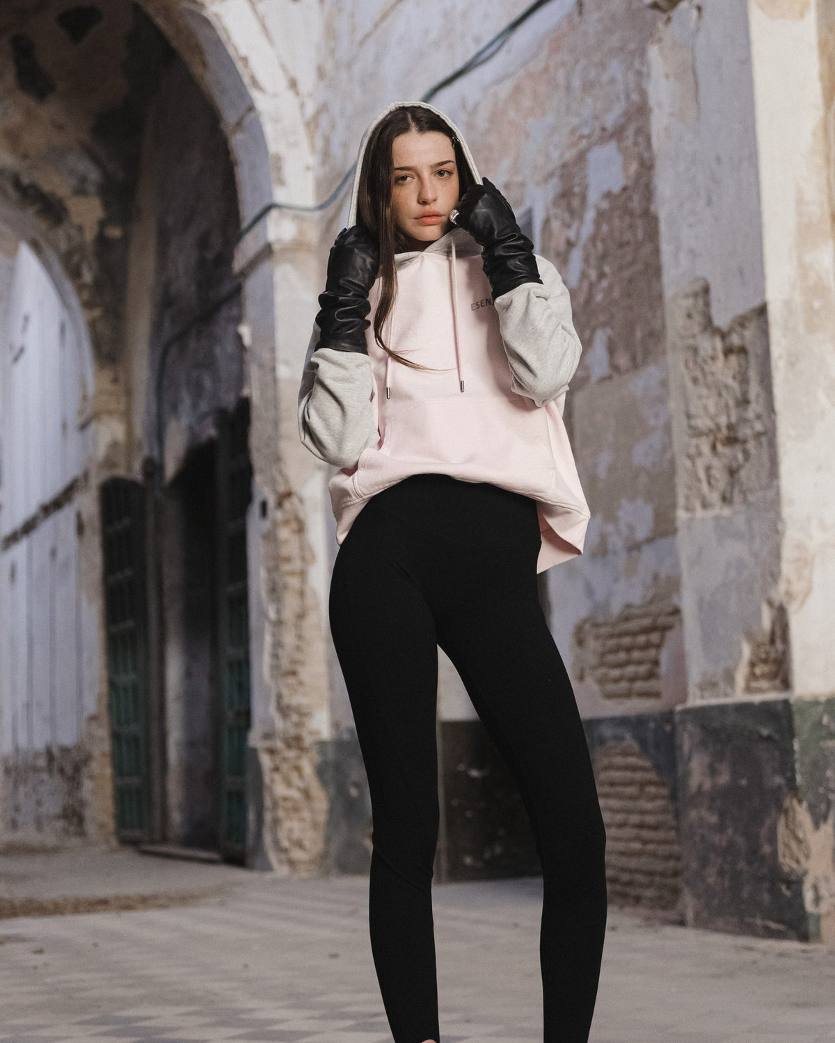 The Shift · Esenzia AW26