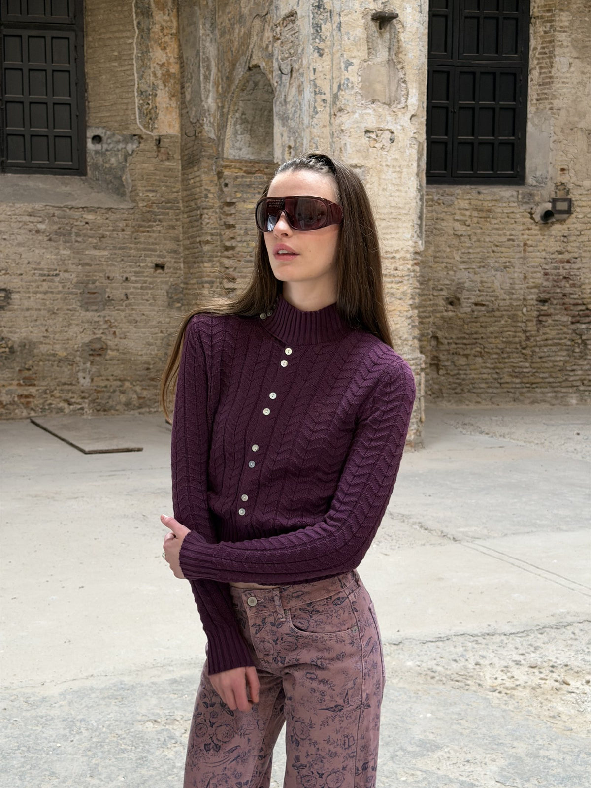 CLARET REGATTA BUTTON KNIT · The Shift (orgánico)